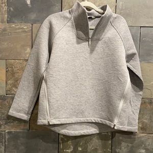 1121 The North Face - 1/4 Zip Pullover Sweatshirt